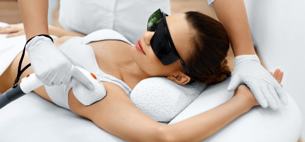 Это изображение имеет пустой атрибут alt; его имя файла - Lazernaya-epilyaciya2-1024x478.jpg